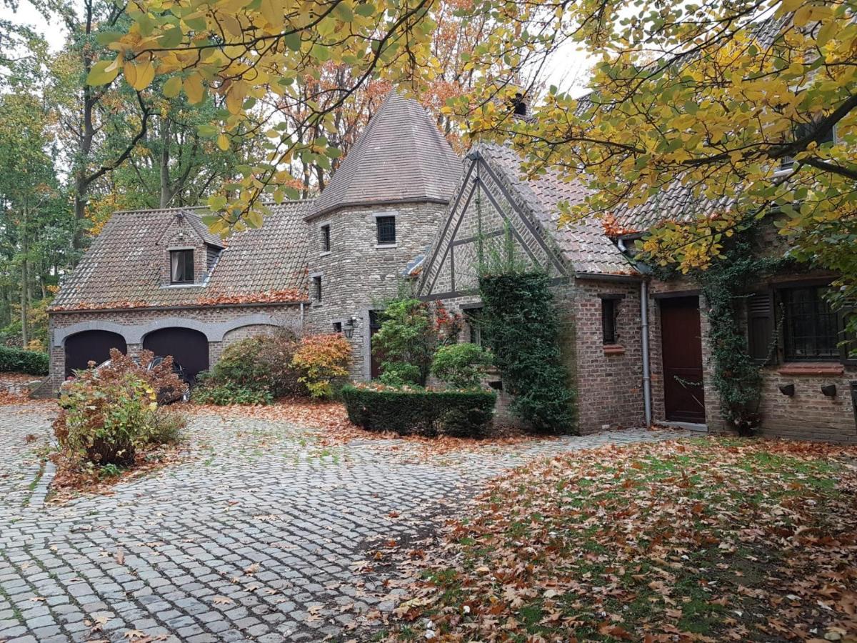 Au Bois Dormant Bed and Breakfast Villers-la-Ville Buitenkant foto